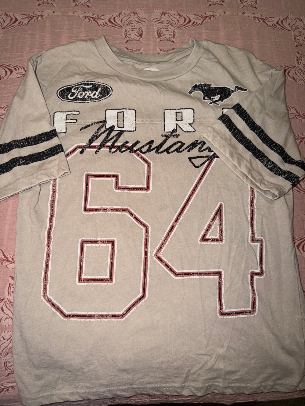 Ford Cream Short Sleeve Mustang '64 Graphic Tee with Black Accents